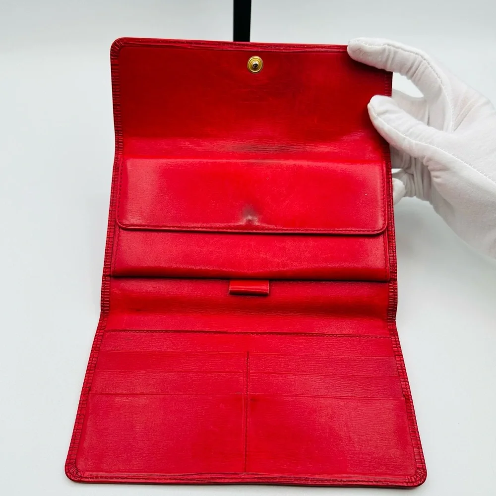 Louis Vuitton Long Epi Tri Fold Wallet - Picture 9 of 13